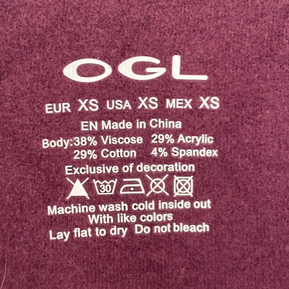 New with Tags OGL ProWarm Collared Surplice Top Womens Size XS Deep Fig - Picture 5 of 5